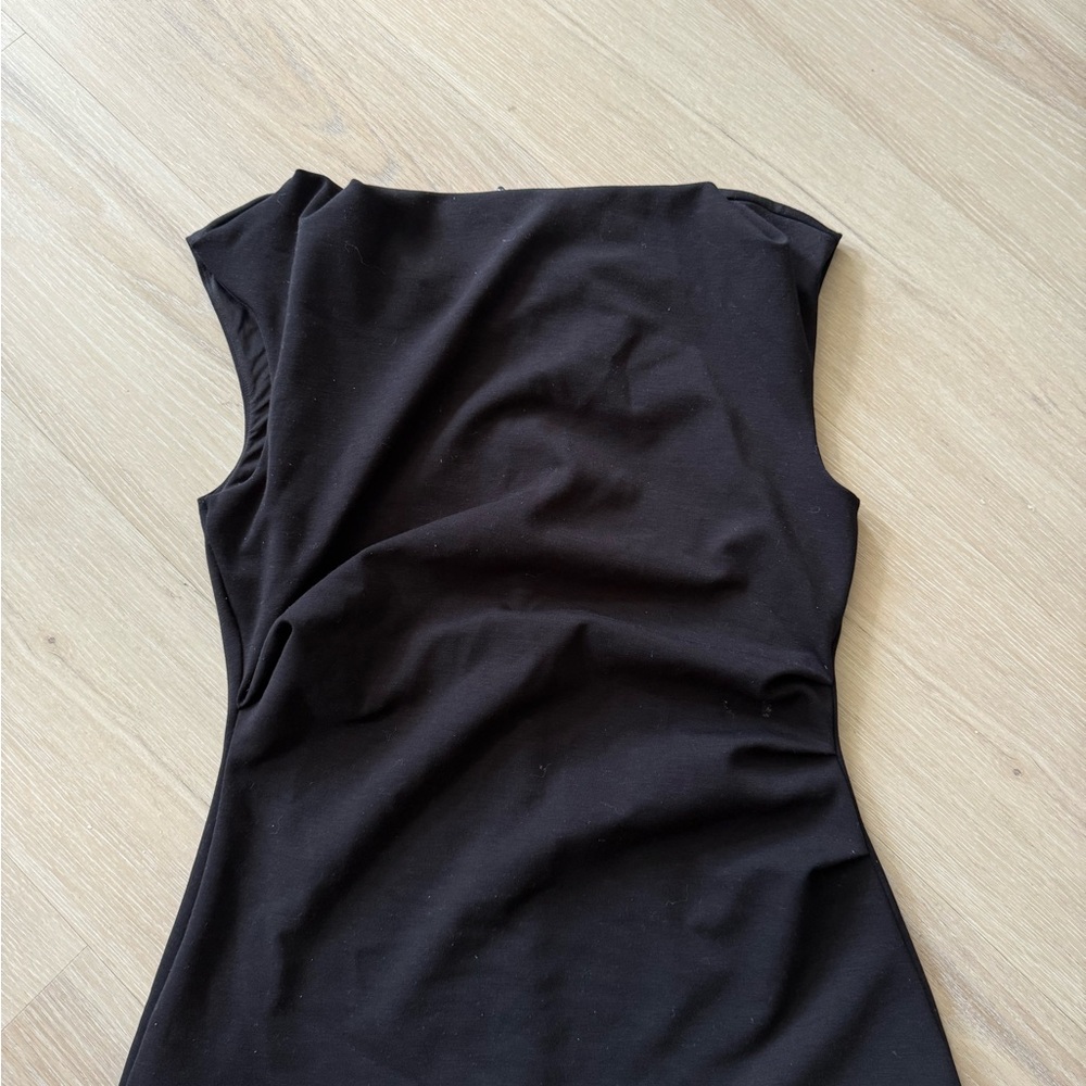 White House Black Market Black Sleeveless Tank Top